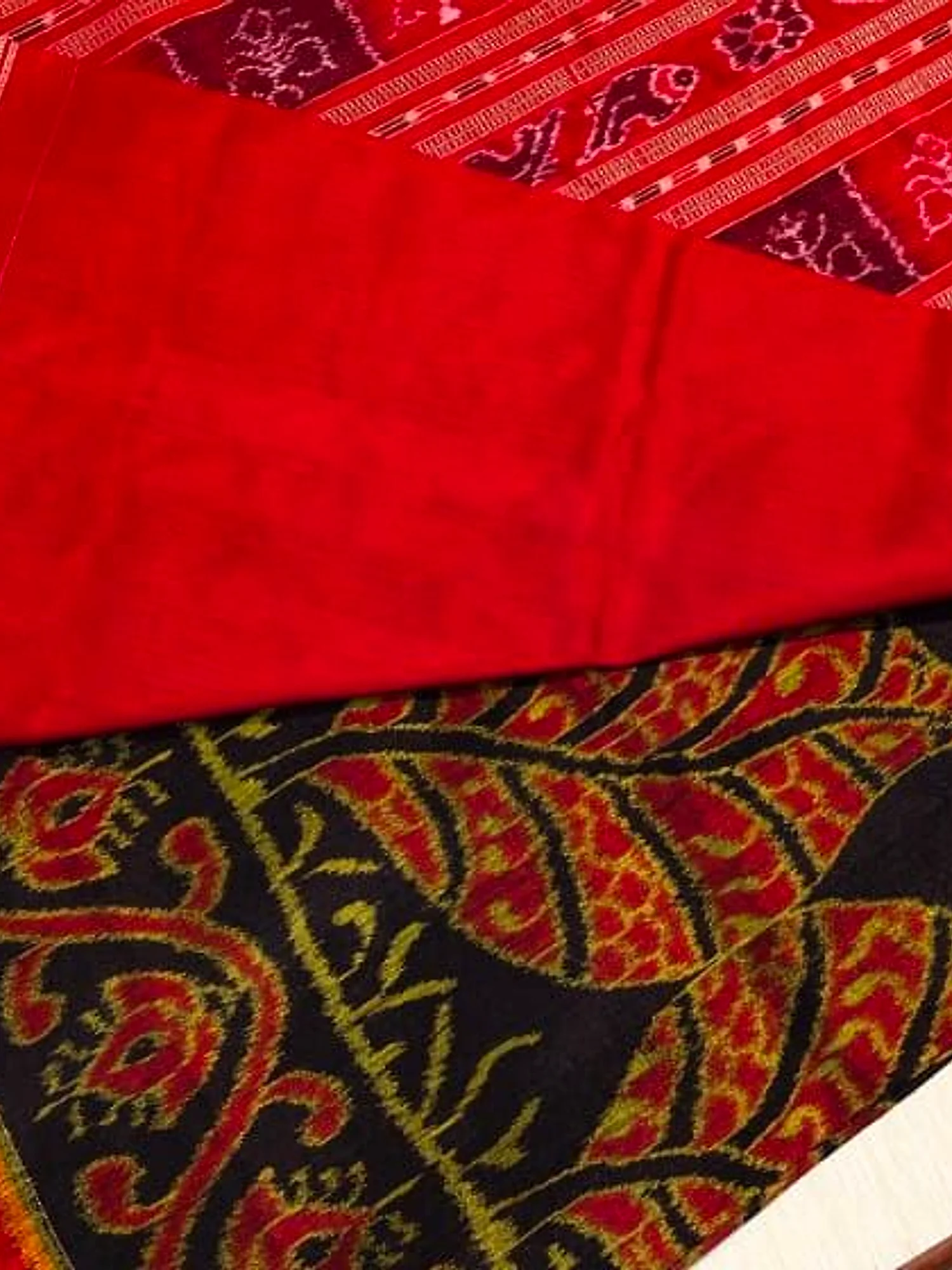 Sambalpuri Handloom Pure Silk Saree with Blouse Piece view 5