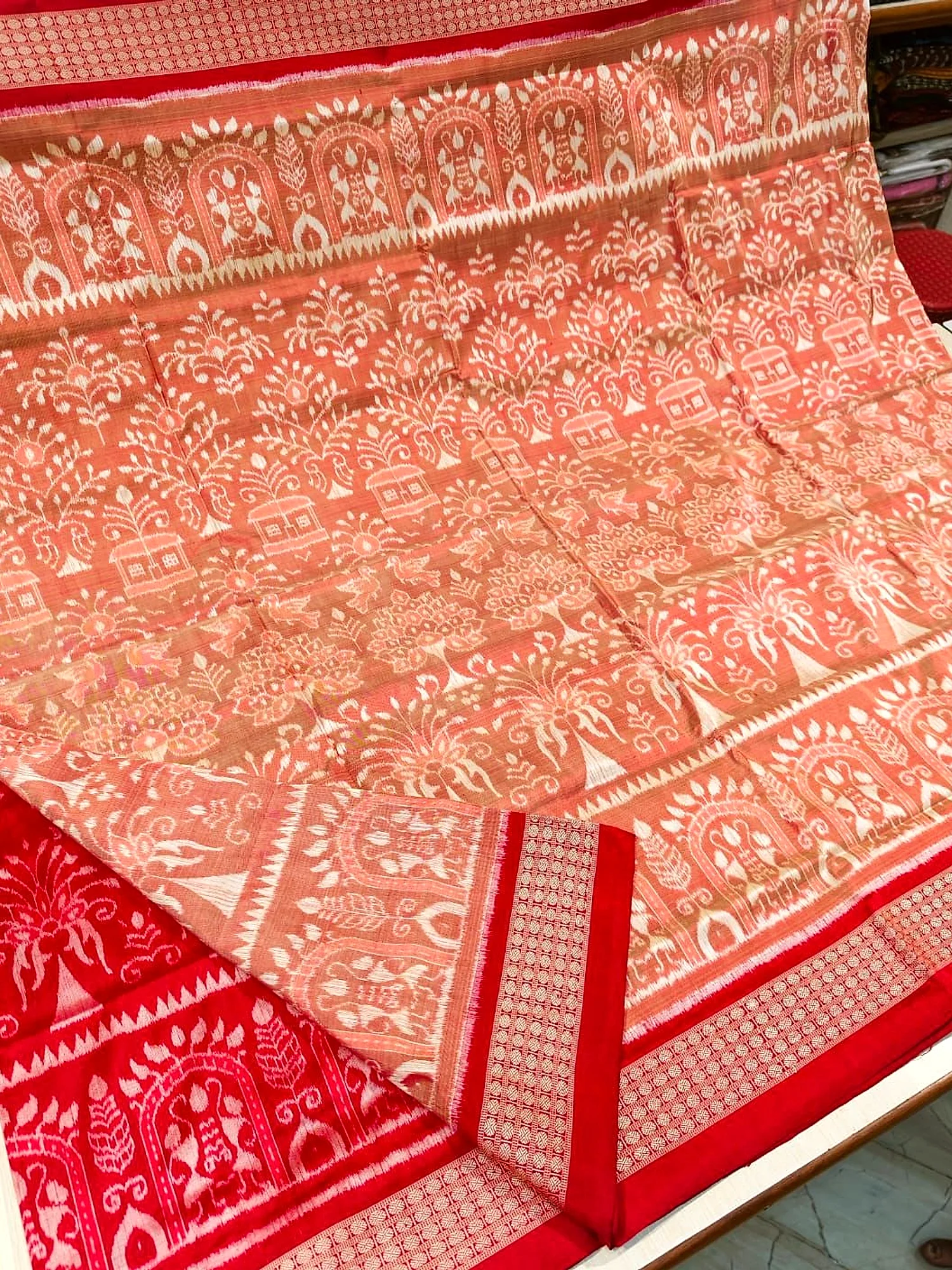 Sambalpuri Handloom Pure Silk Saree with Blouse Piece view 3