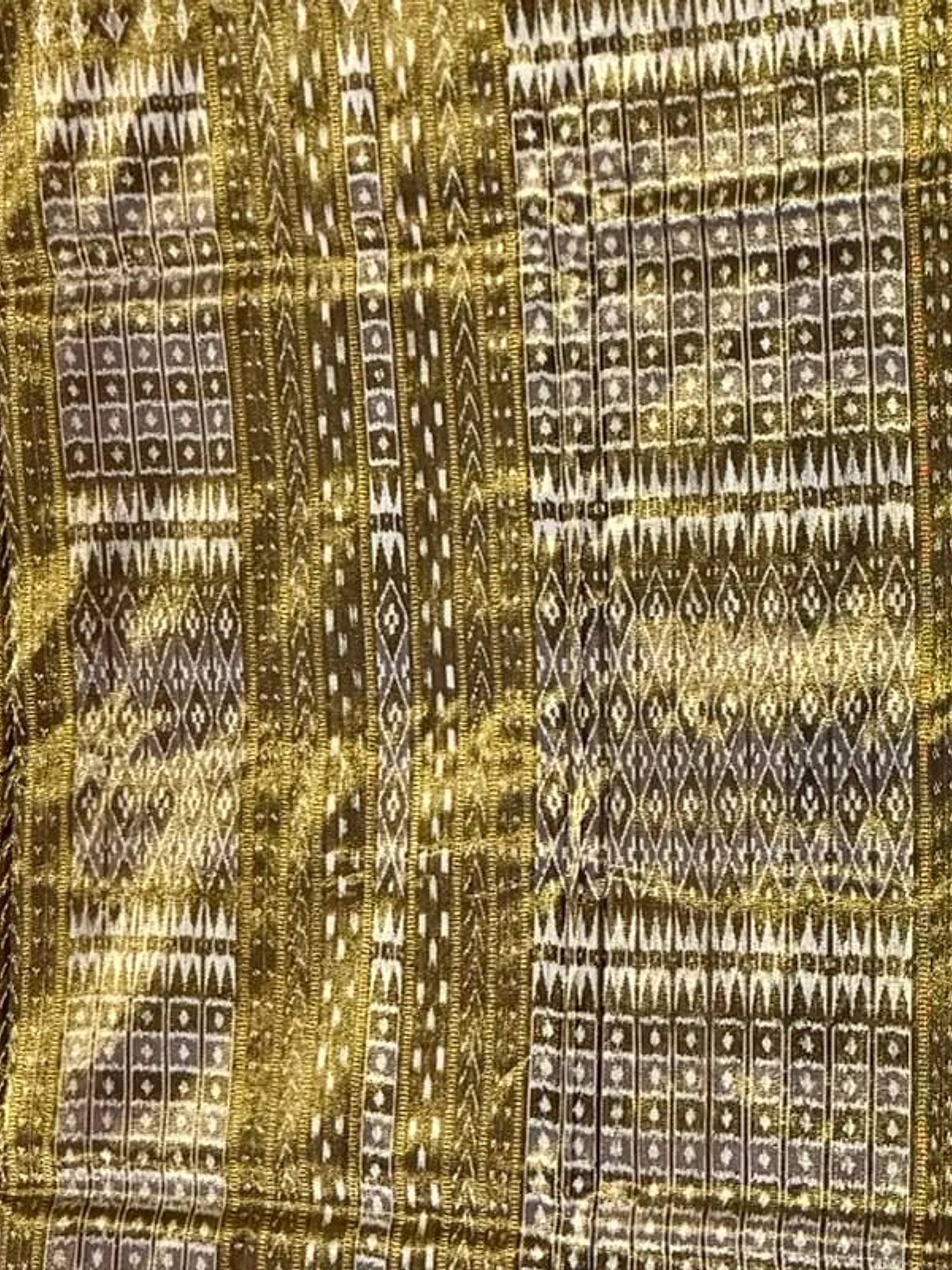 Sambalpuri Handloom Full Tissue Silver Silk Saree with Blouse Piece view 4