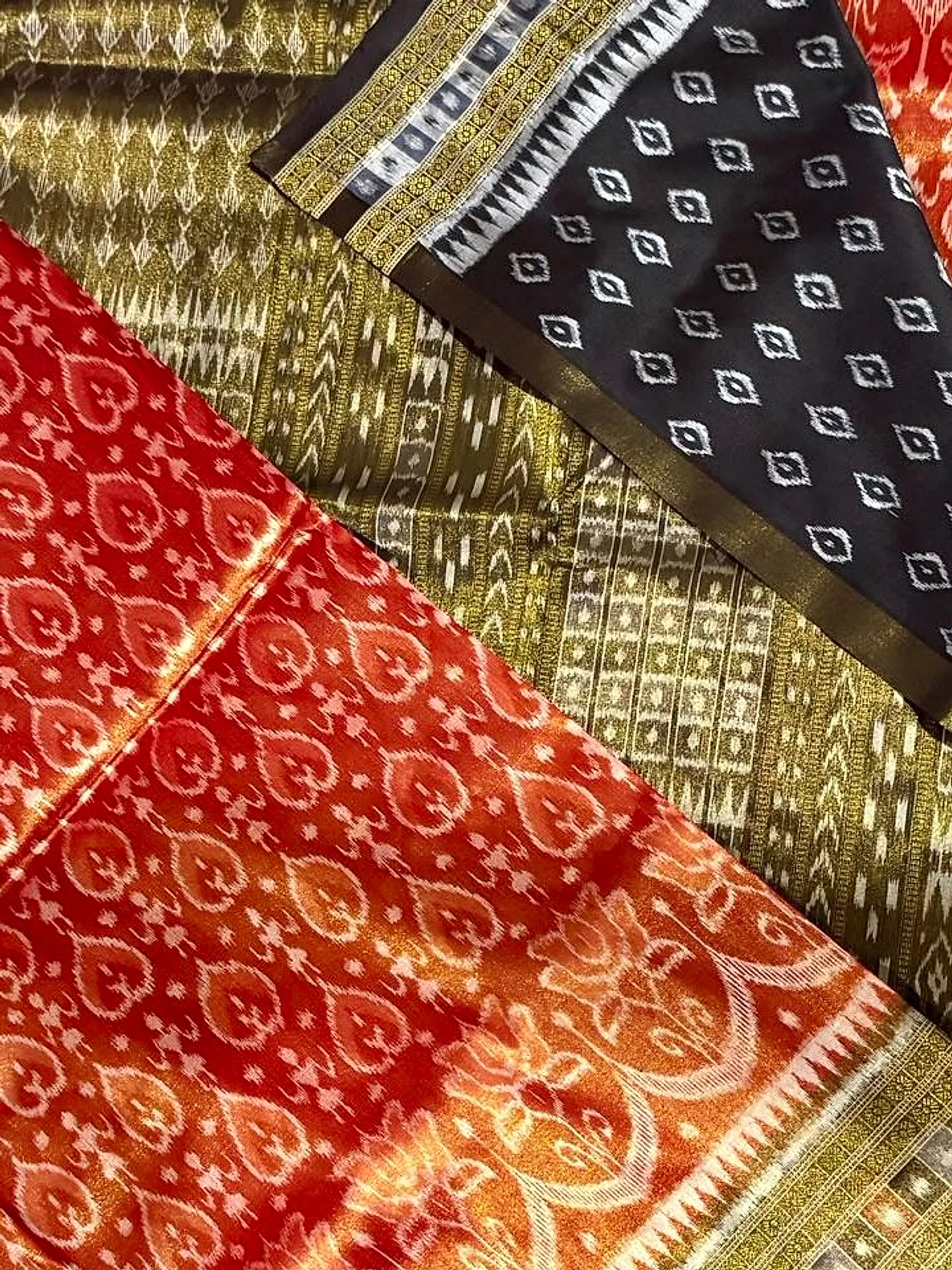 Sambalpuri Handloom Full Tissue Silver Silk Saree with Blouse Piece view 5